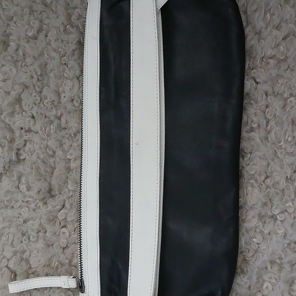 Kenneth Cole bag